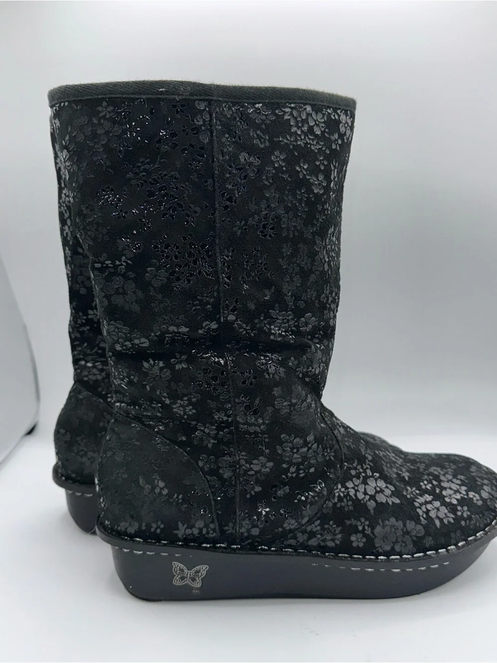 Alegria Black Floral Embossed Leather Shearling Lined Boots EU 40 US 9.5-10 AA38